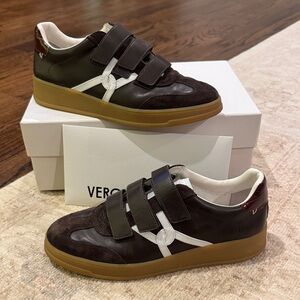 Veronica Beard Reagan Velcro Sneaker Size 9 in excellent condition!
